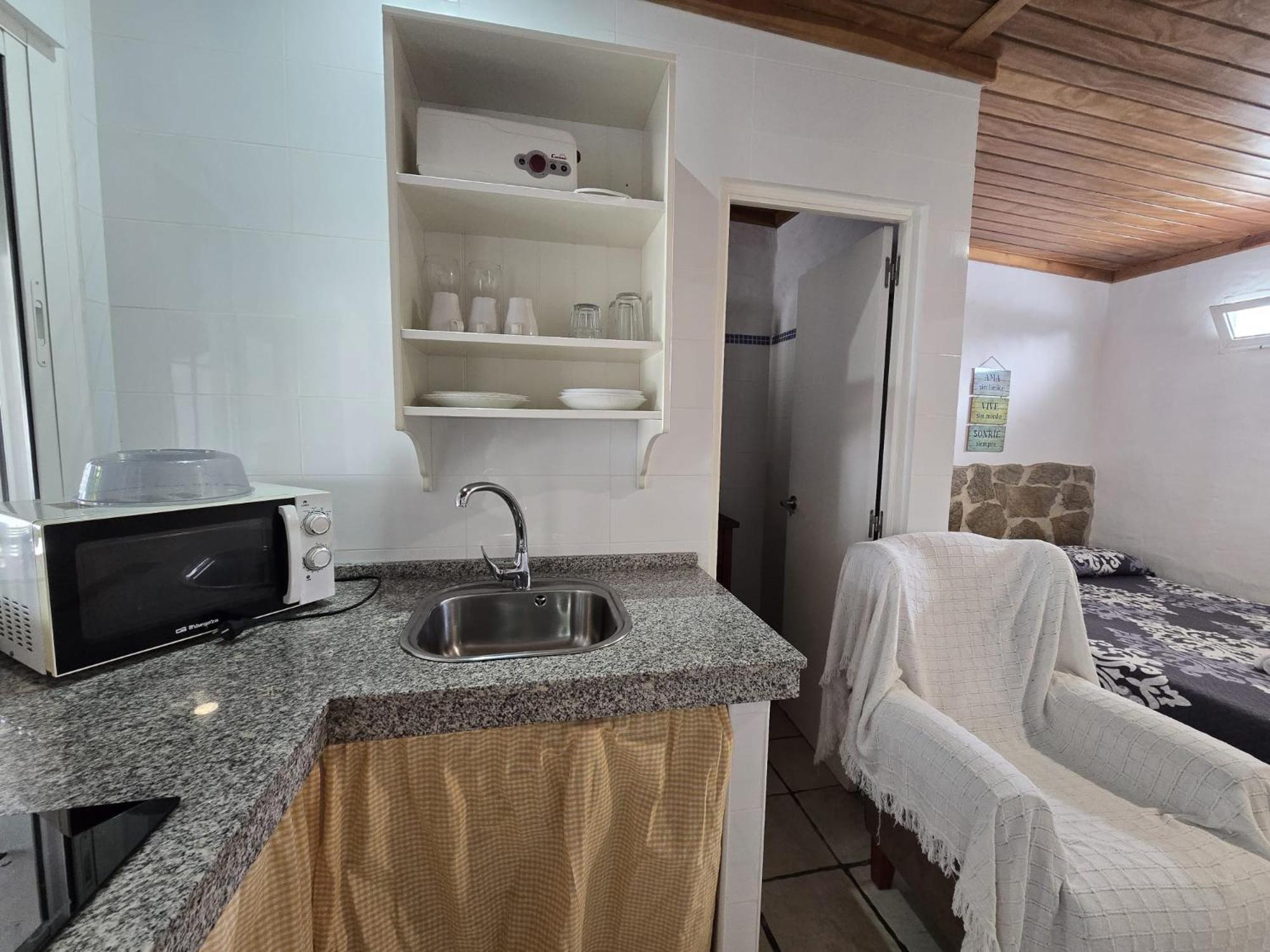 Apartamento Estudios Con Piscina Compartida En Conil. *